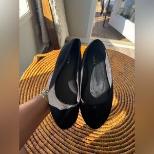 Torrid 8.5 black flats